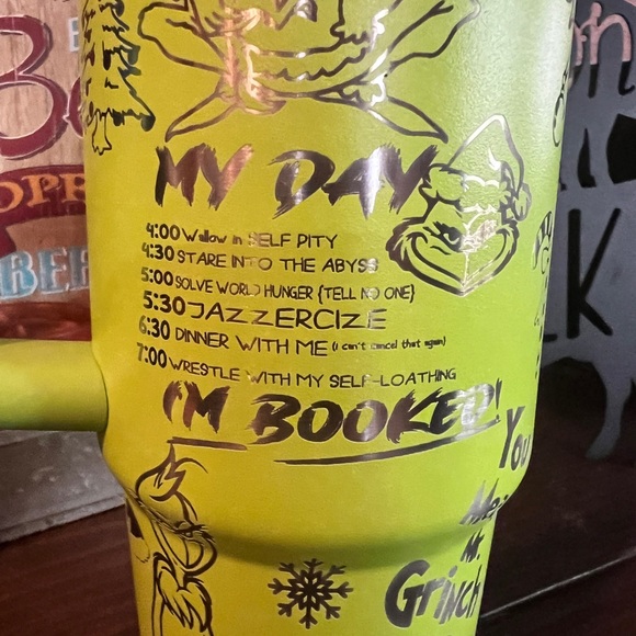 COPY - 30oz engraved Stanley GRINCH - Picture 5 of 10